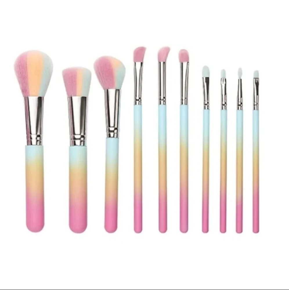 10pc. Ombre Makeup Brush Set- New.